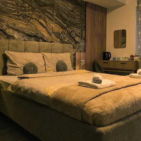 Apartment Lux & Ljubljana